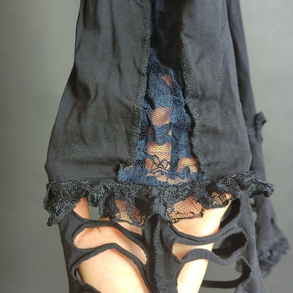 Festival Lace Ruffled Leggings - Picture 3 of 6